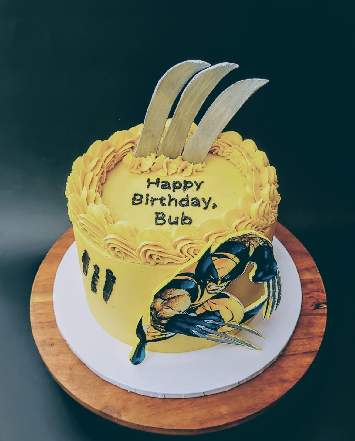 Wolverine cake