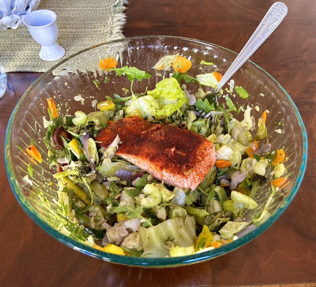 Steamed & fresh veggie Salad w/ Salmon and cilantro lime sauce Steamed & fresh veggie Salad w/ Salmon and cilantro lime sauce