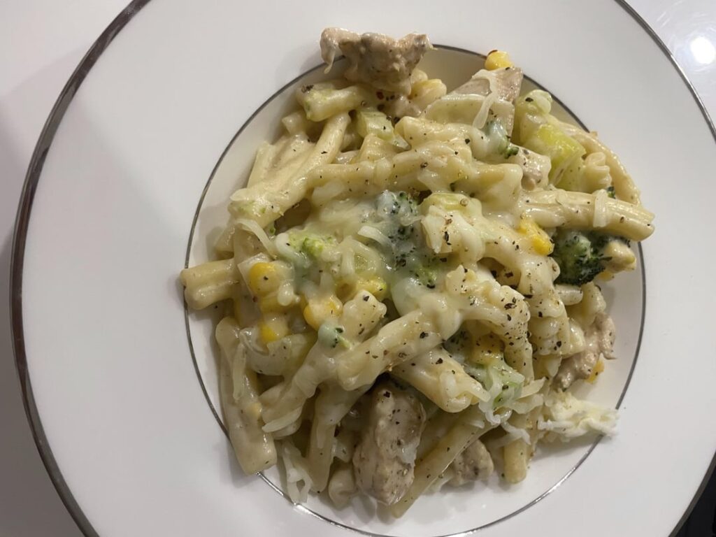 Homemade Creamy Chicken & Vegetable Pasta W/ Fresh Cracked Pepper