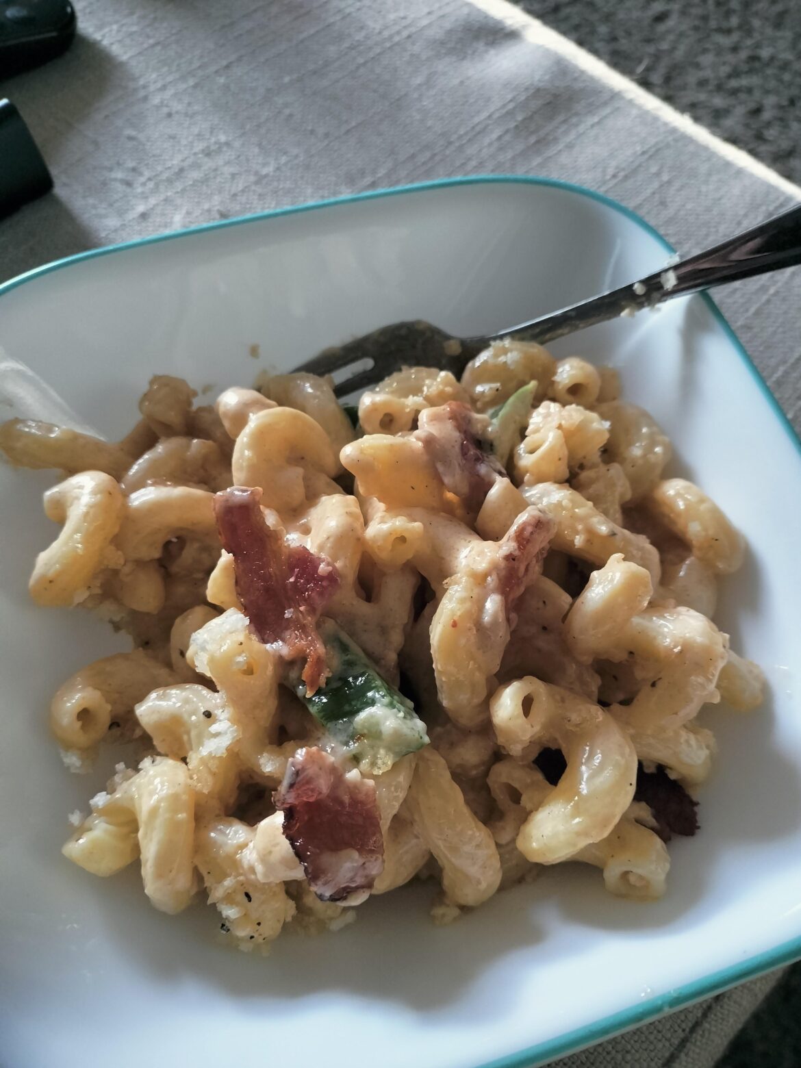 Bacon jalapeno Mac n cheese 10/10 as always