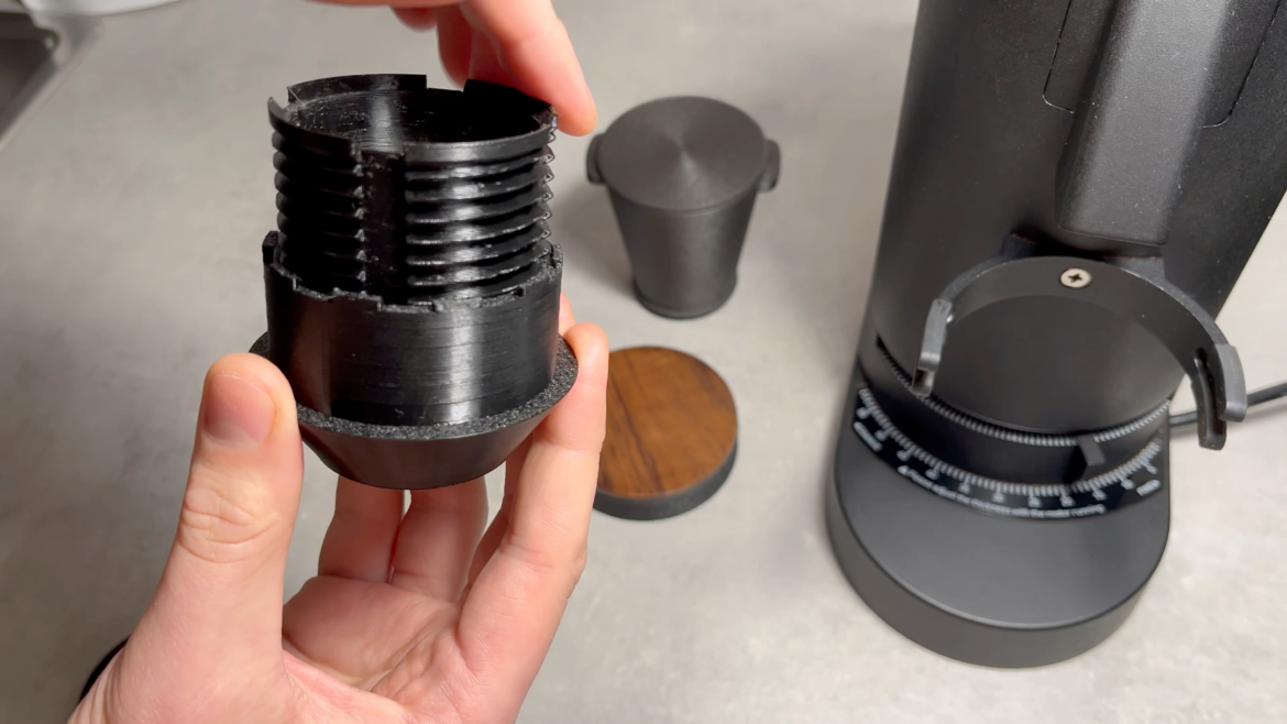 I have developed an adjustable slow feeder for the DF64 Gen1, P and E (DF64 Gen2 version will also be available soon). More about the project in the comments.