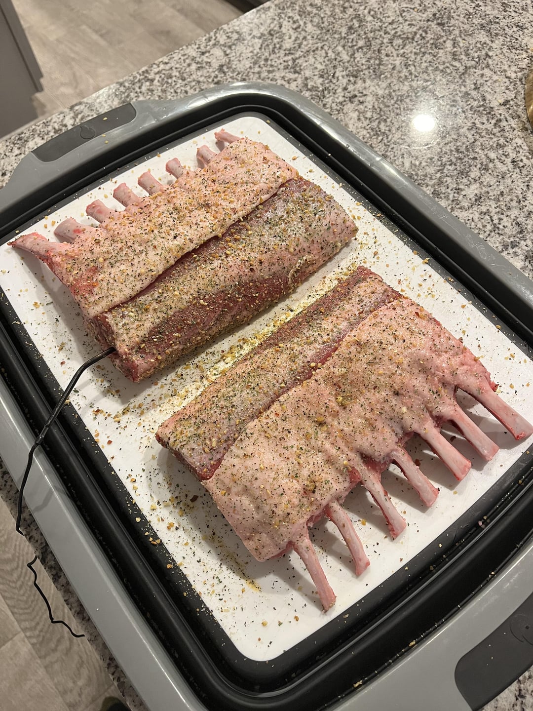Racks of lamb on the kettle - Dining and Cooking
