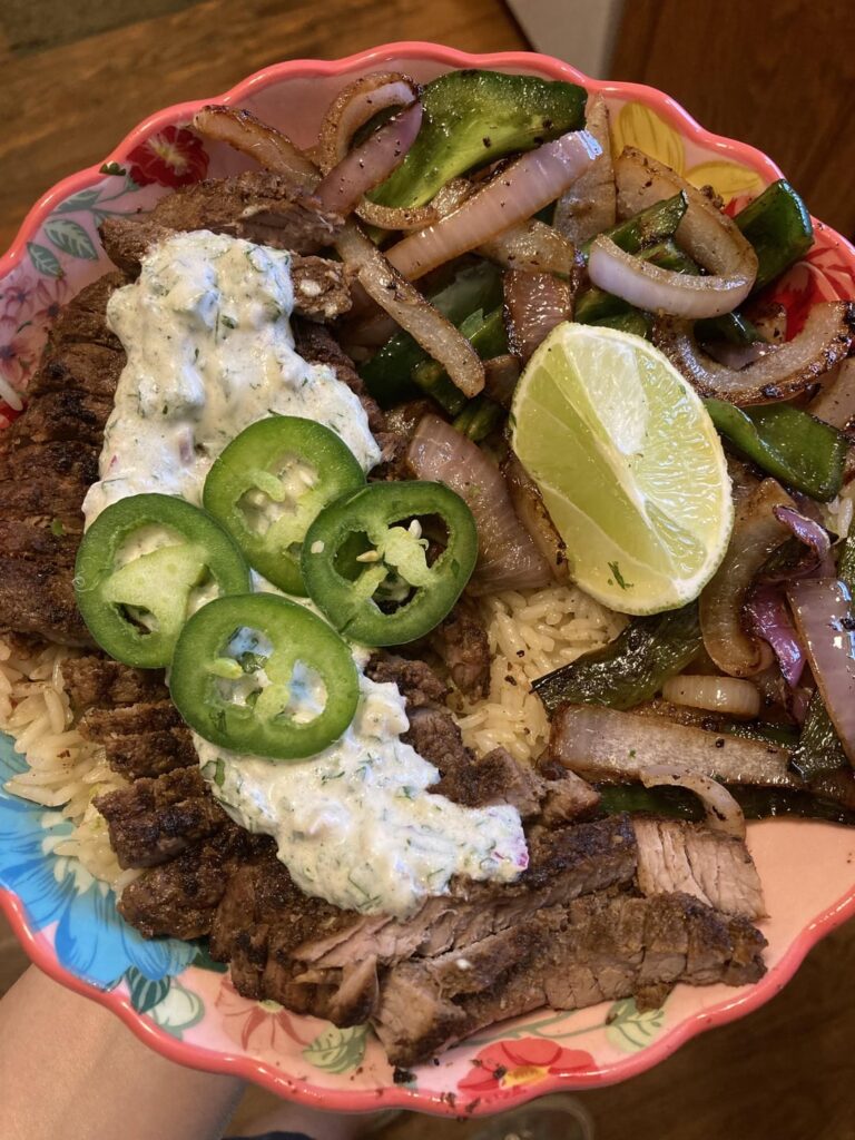 Creamy Cilantro Steak Bowls dupe