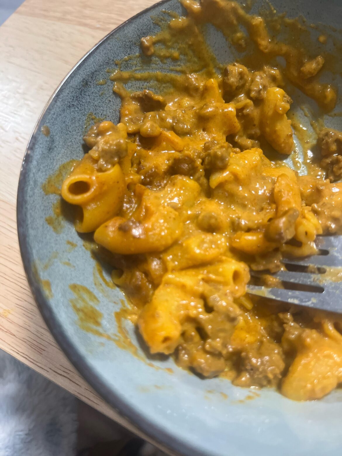 We elevate hamburger helper. (Cheeseburger macaroni)