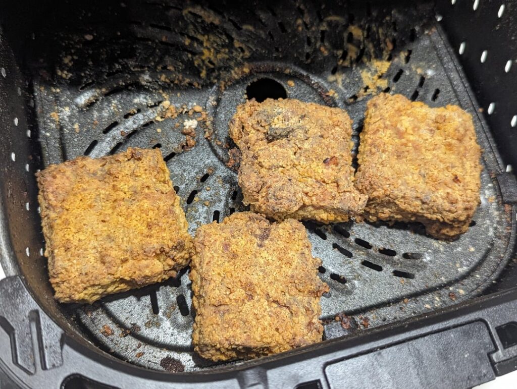 Fried pulled pork Mac n cheese