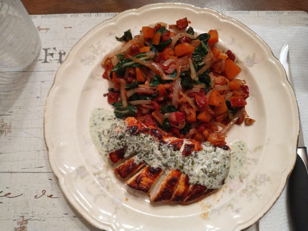 Hello Fresh subsidiary Green Chef meal: Chicken & Butternut Squash Hash Hello Fresh subsidiary Green Chef meal: Chicken & Butternut Squash Hash