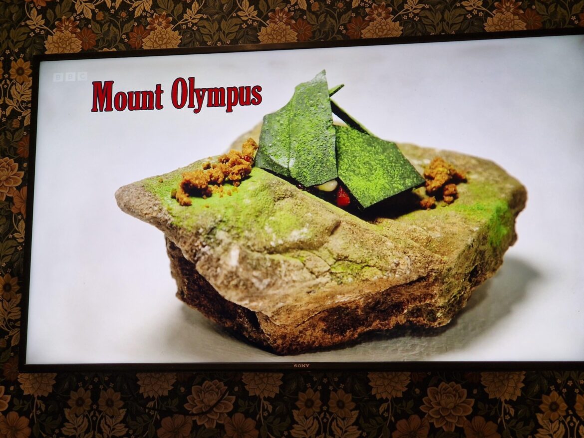 Catching up the latest episode of Great British Menu - dessert on a rock anybody?