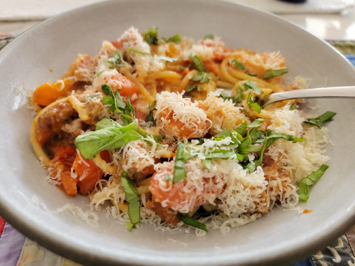 Kenji's "quick tomato sauce" pasta