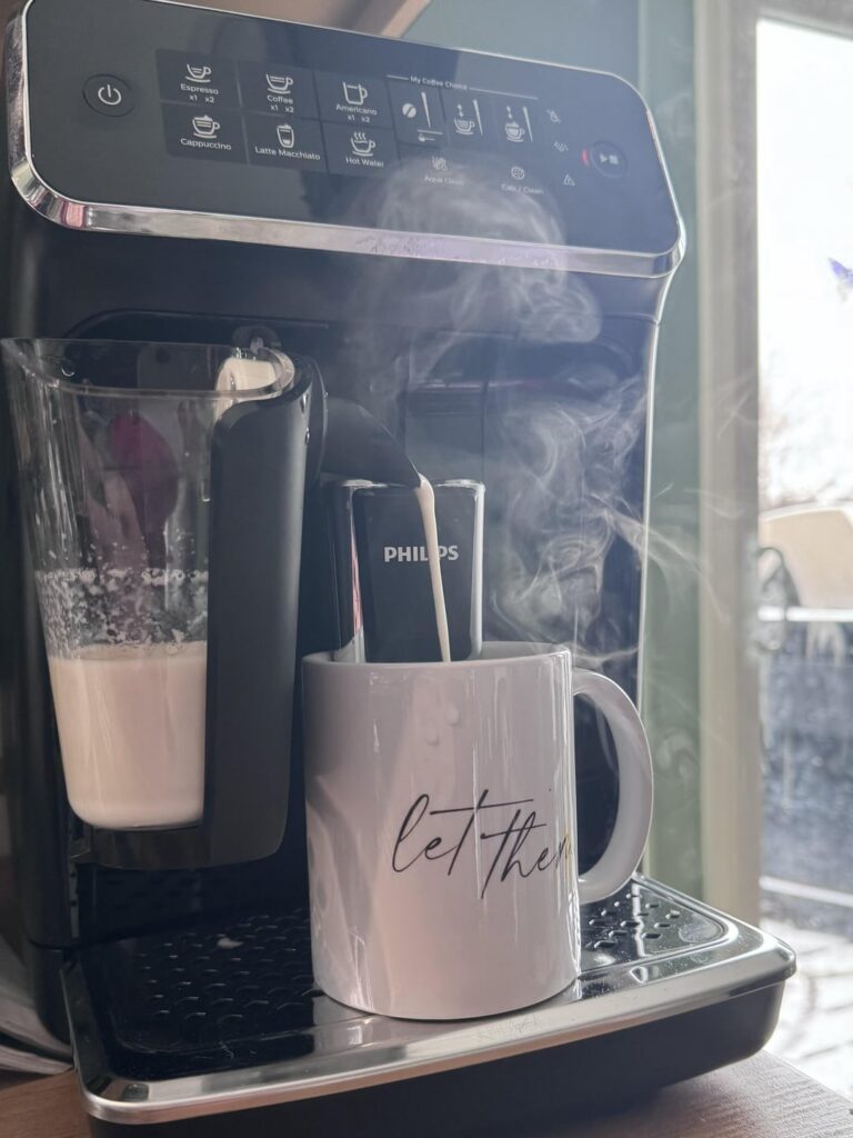 Ahhh, a freshly ground latte macchiato ☺️