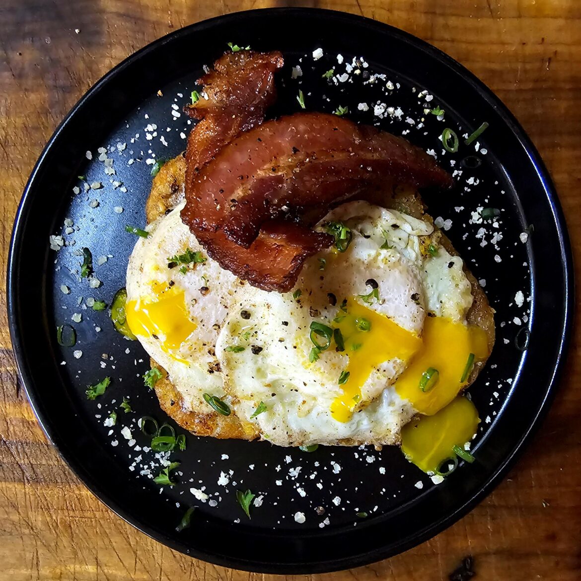 Bacon & Eggs Over Hash Browns