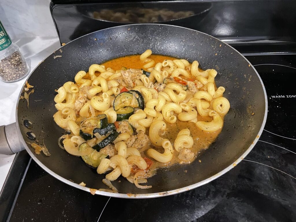 Chicken Sausage Cavatappi Bolognese 5/10