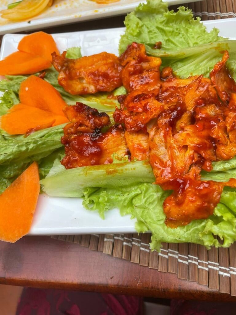 Spicy crocodile with vegetables