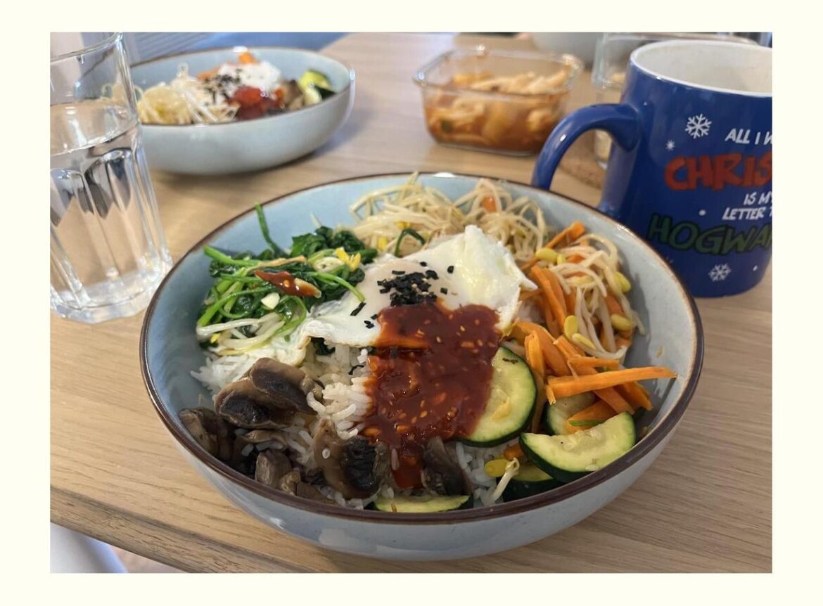 Hpmemade bibimbap for the first time - tasty and easy to put together!