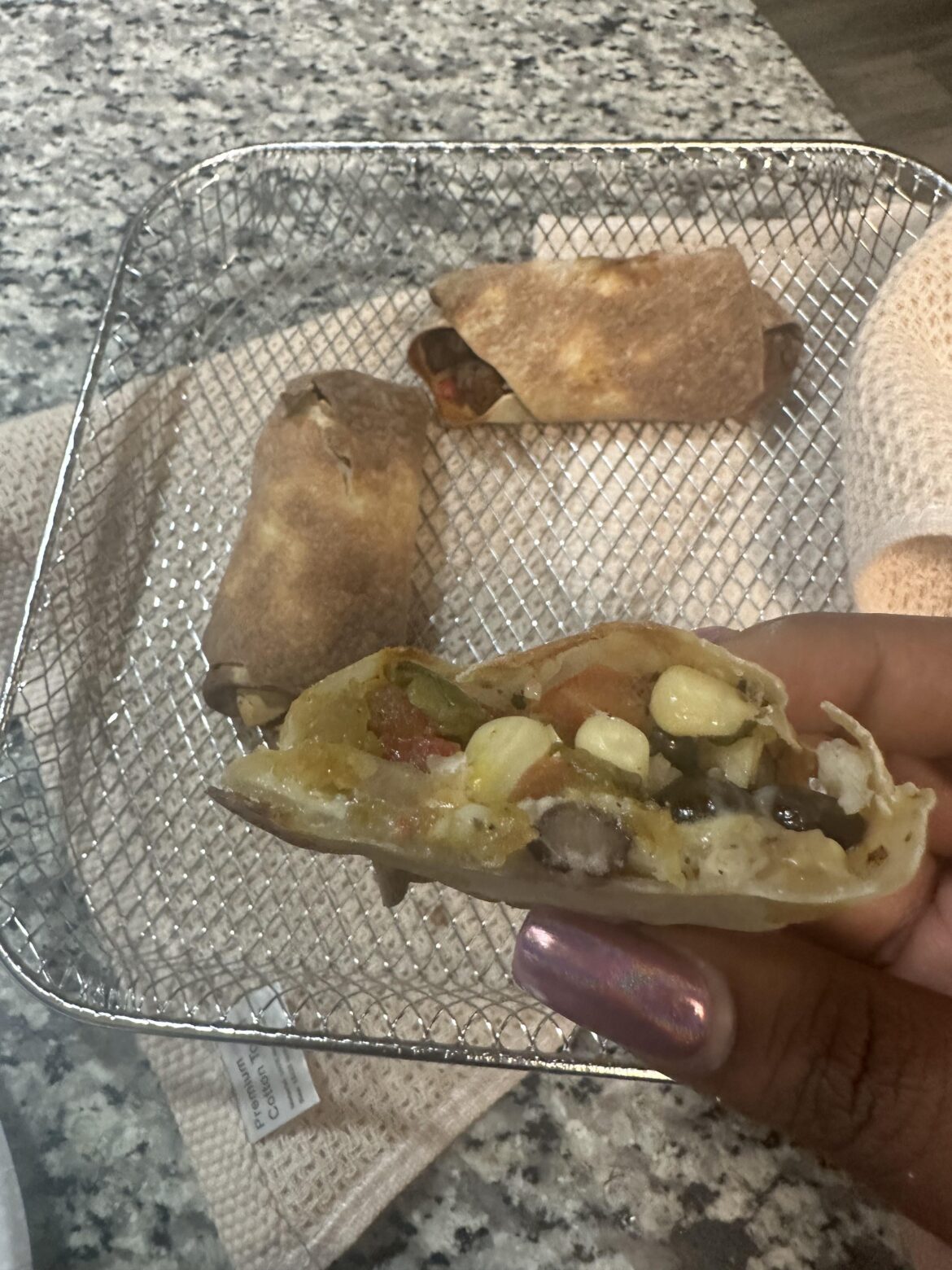 Turn your leftover chipotle into Southwest egg rolls Turn your leftover chipotle into Southwest egg rolls