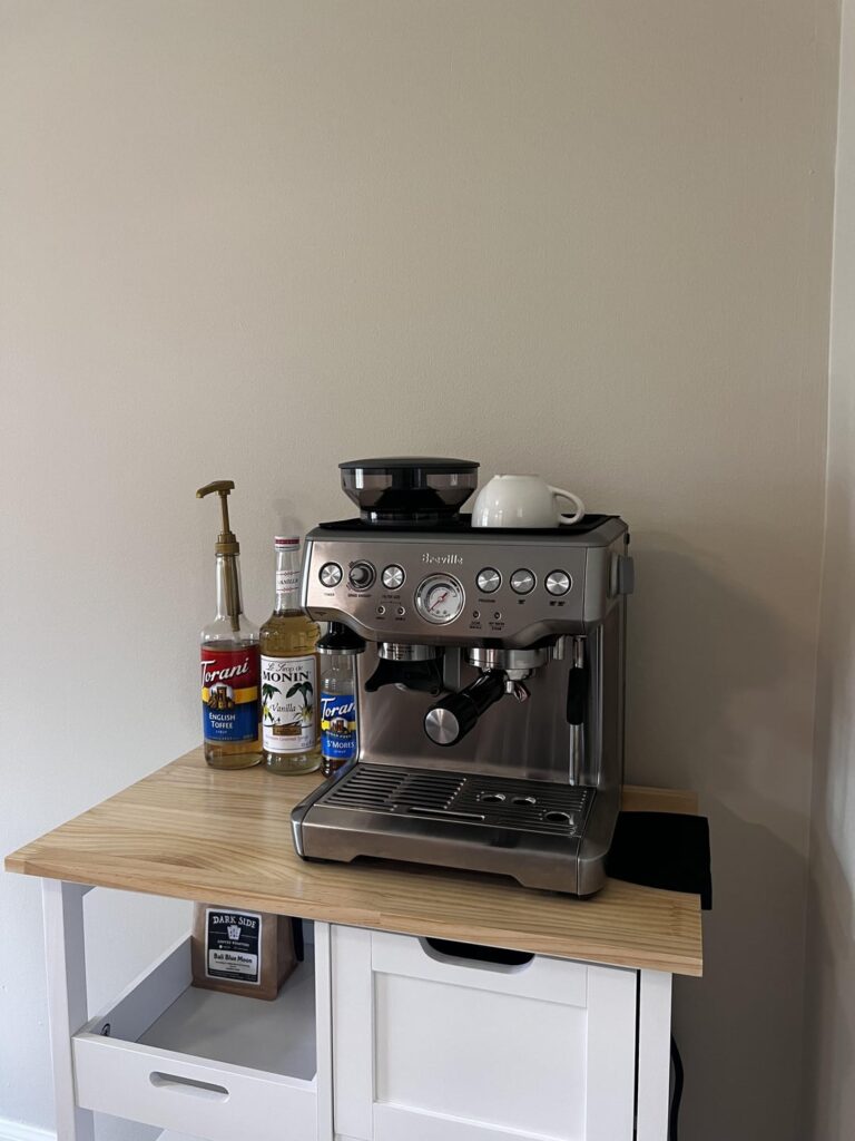 my little corner ☕️