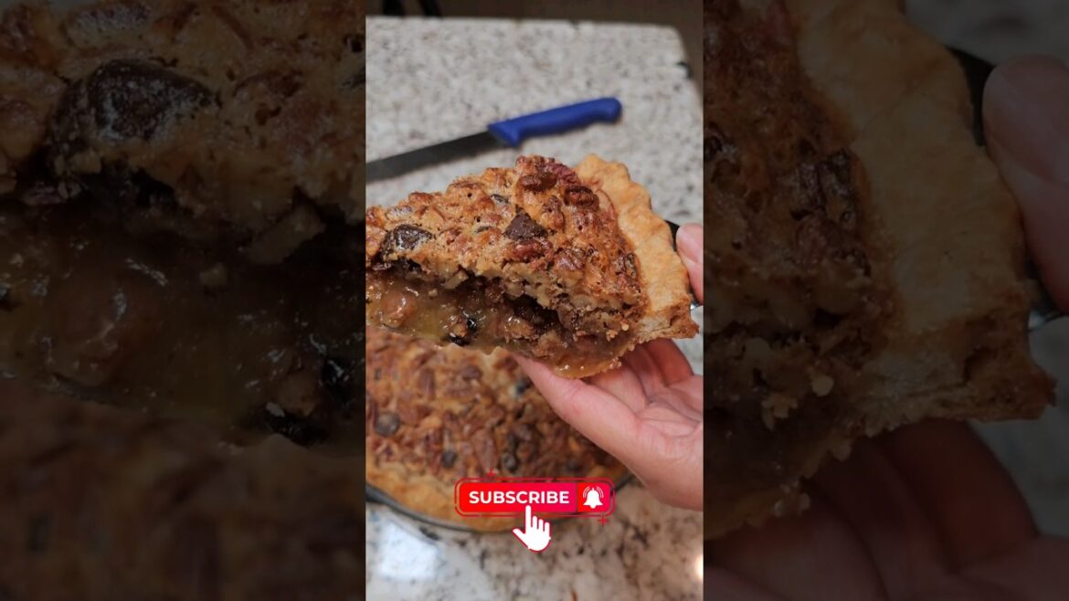 Quick, easy, foolproof CHOCOLATE PECAN PIE - Batter in ONLY 5 minutes #shorts #recipe #pie #dessert