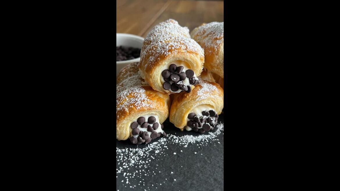 Cannoli Inspired Cannoncini