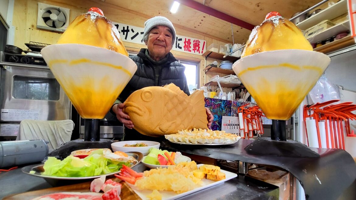 ALL THIS FOOD IS FAKE! ALL THIS FOOD IS FAKE!