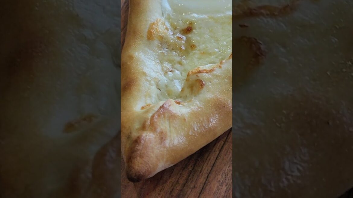 #Peynirli #Cheese #Egg #Yumurtalı #Pide #Pideh