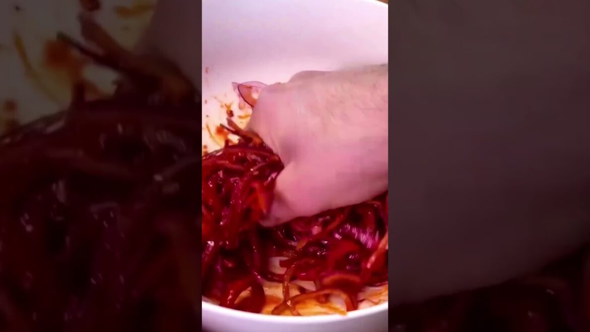 Olive Salad Bliss: Pomegranate Sauce Infusion-سالاد زیتون با سس انار #healthyeating #saladdressing Olive Salad Bliss: Pomegranate Sauce Infusion-سالاد زیتون با سس انار #healthyeating #saladdressing