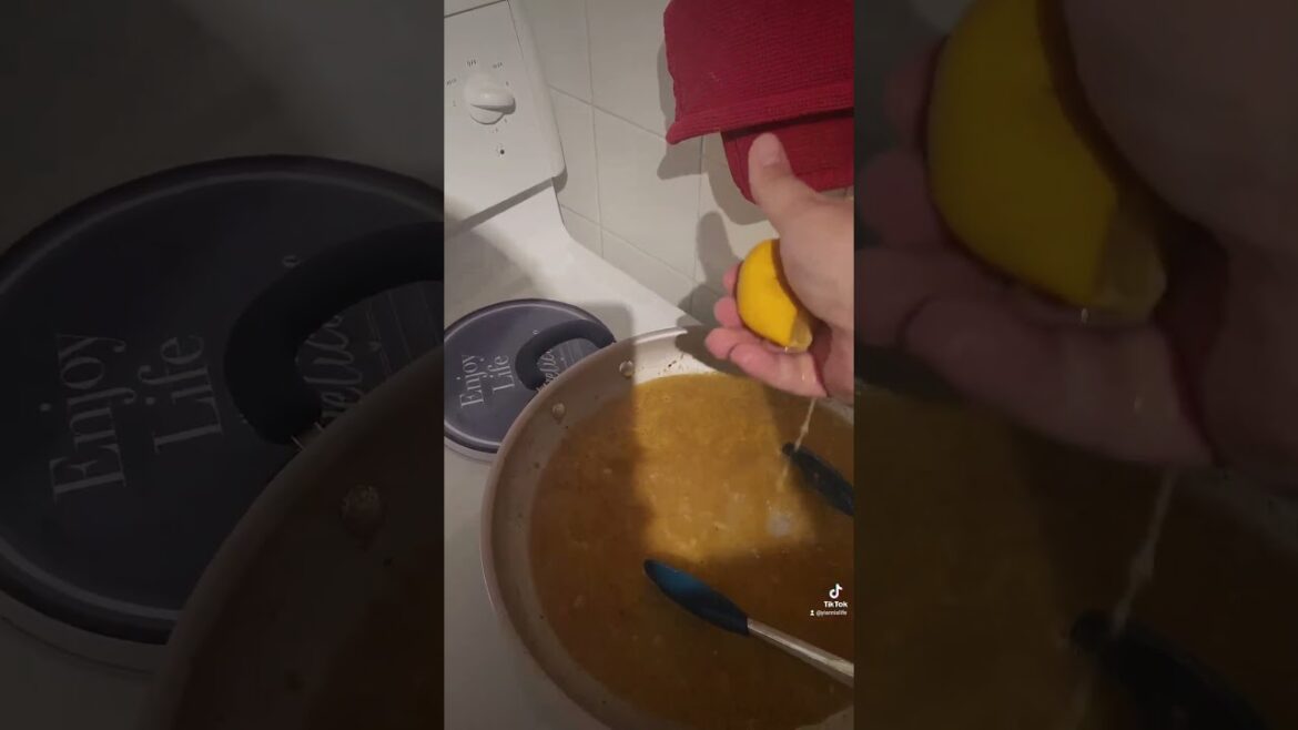 Chicken Piccata redo for the shimmer pan. @RachaelRay @LauraintheKitchen #rachaelraycookware