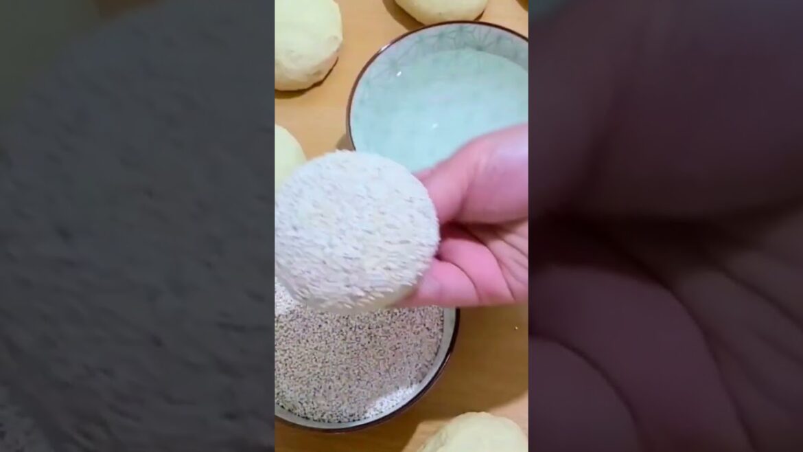 خبز الدار طريقة كاملة في القناة #مسمن #فطاير #ملوي #سفنج_بالسميد #خبز #بسطيلة #cuisine #food #recipe