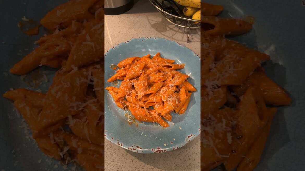 Penne Alla Vodka – Quick, Simple, Amazing! #traditional #pasta #shorts Penne Alla Vodka - Quick, Simple, Amazing! #traditional #pasta #shorts