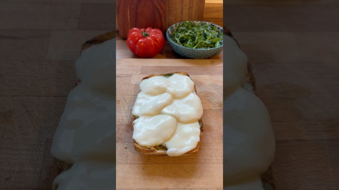 Italian deli meat sandwich #food #foodshorts #sandwich #sandwiches #foodie #cheese #lunch #pesto