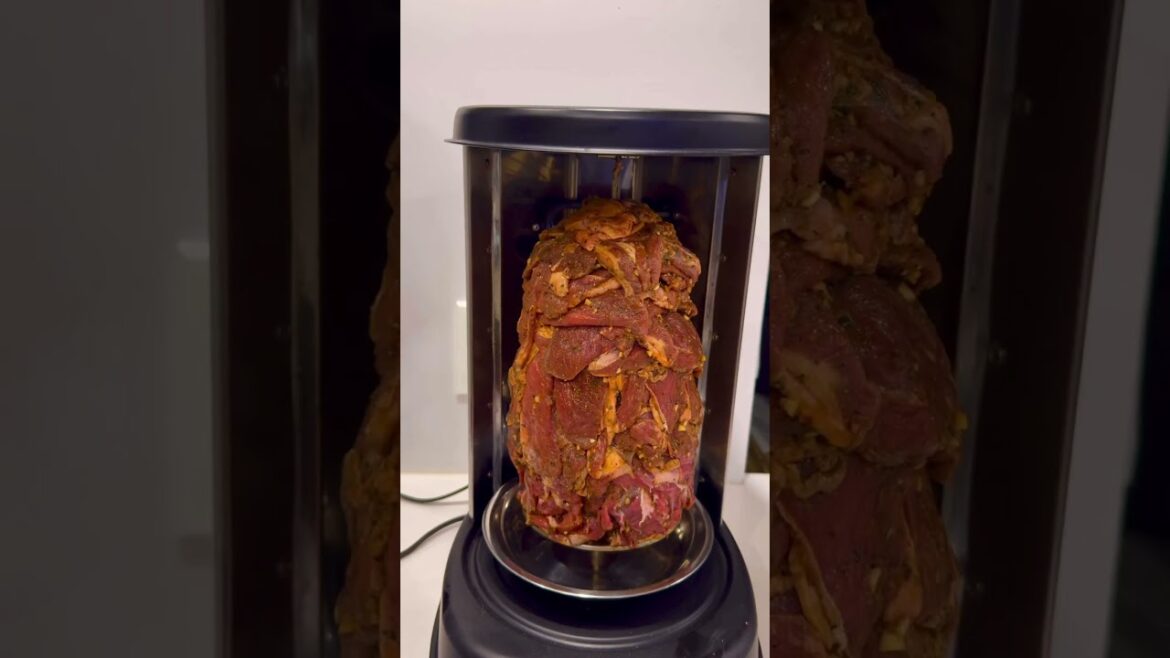 Smoked Lamb Gyro Pita #greek #gyro #smoked #greekfood #deliciousfood #greekcuisine #ellada #smoker