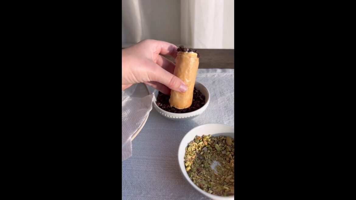 Phyllo Dough Cannoli