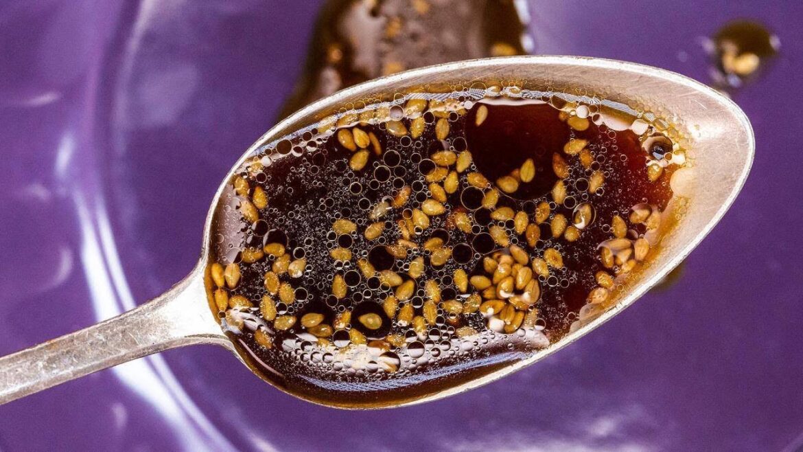 How to Make Soy-Ginger Sauce By Curtis Stone How to Make Soy-Ginger Sauce By Curtis Stone