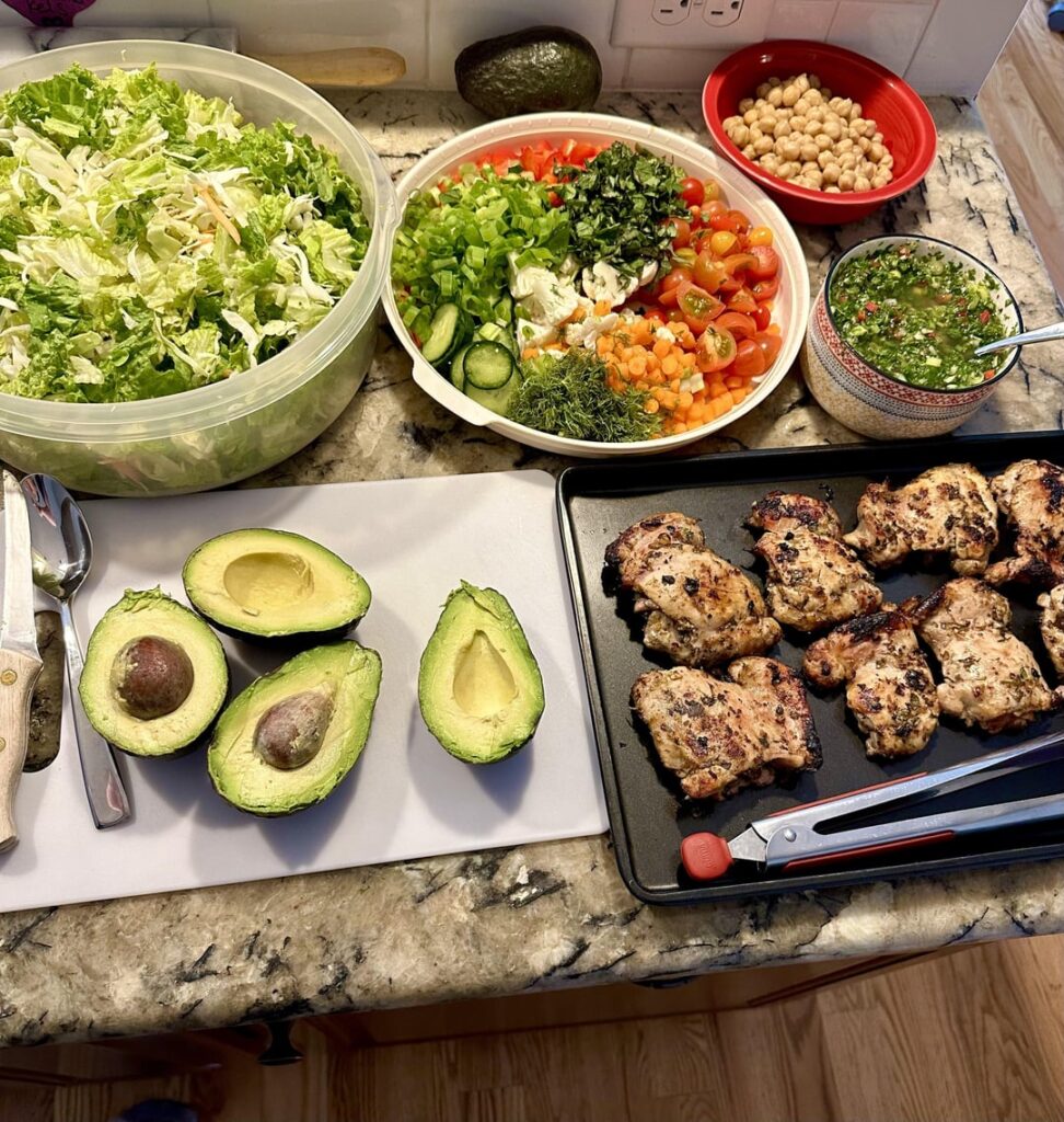 Channeled my inner Elaine Benes with a big salad. Grilled some marinated chicken thighs and made a chunky/inauthentic chimichurri