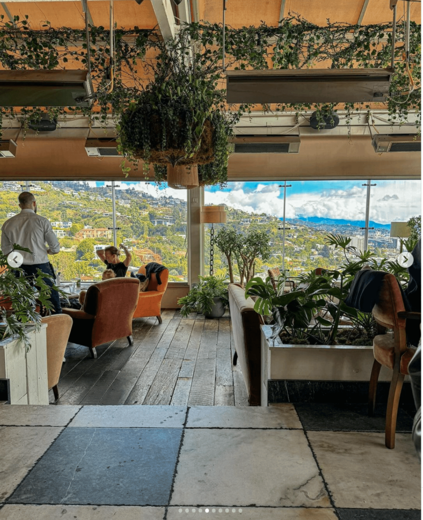 Help Me Locate This Spot with an Incredible View! If anyone recognizes the place or has any clues about it, please share!