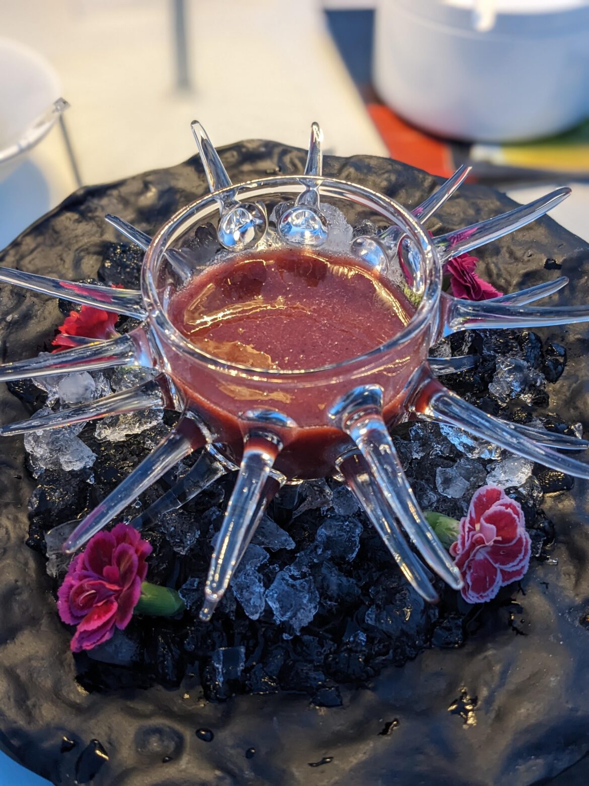 Really bad and overpriced cocktail was served in this monstrosity