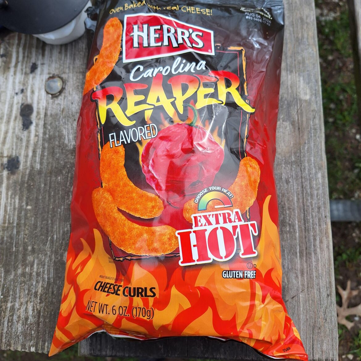 Really great flavor, mild heat.  Maybe the same level as Flamin' Hot cheetos.