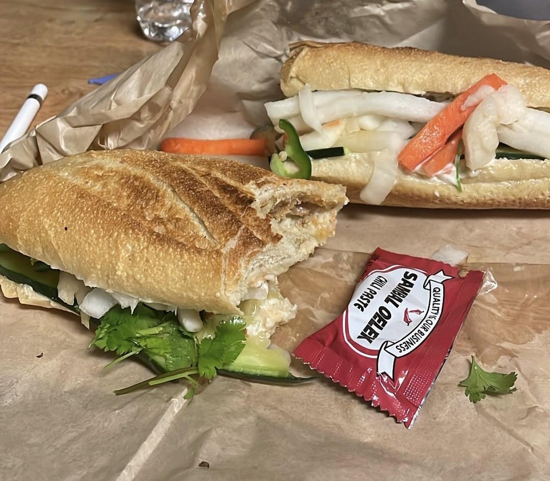 calorie estimate in this banh mi ) Dining and Cooking