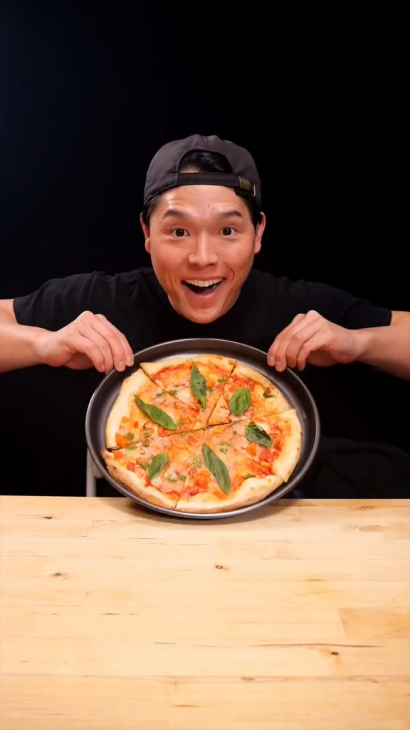 Bayashi commits a pizza crime