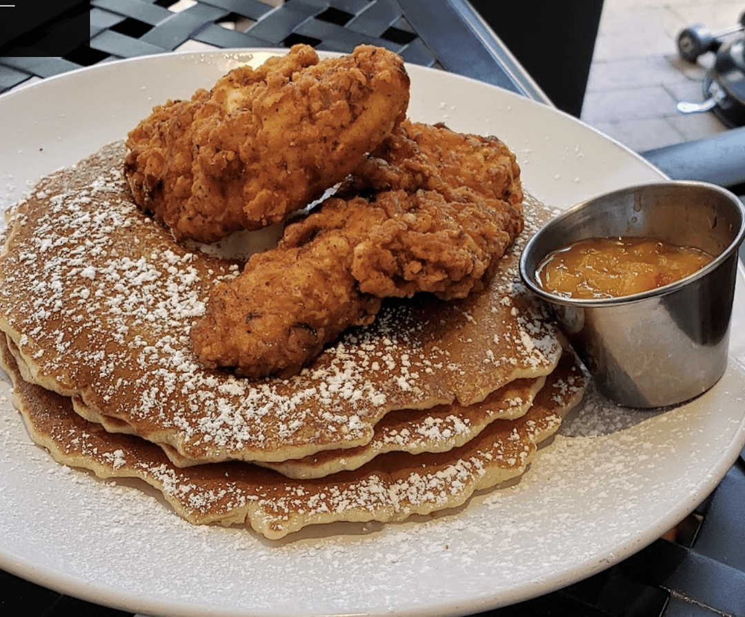 Fried Chicken and 3 Cornmeal Pancakes (Fried chicken nuggets and