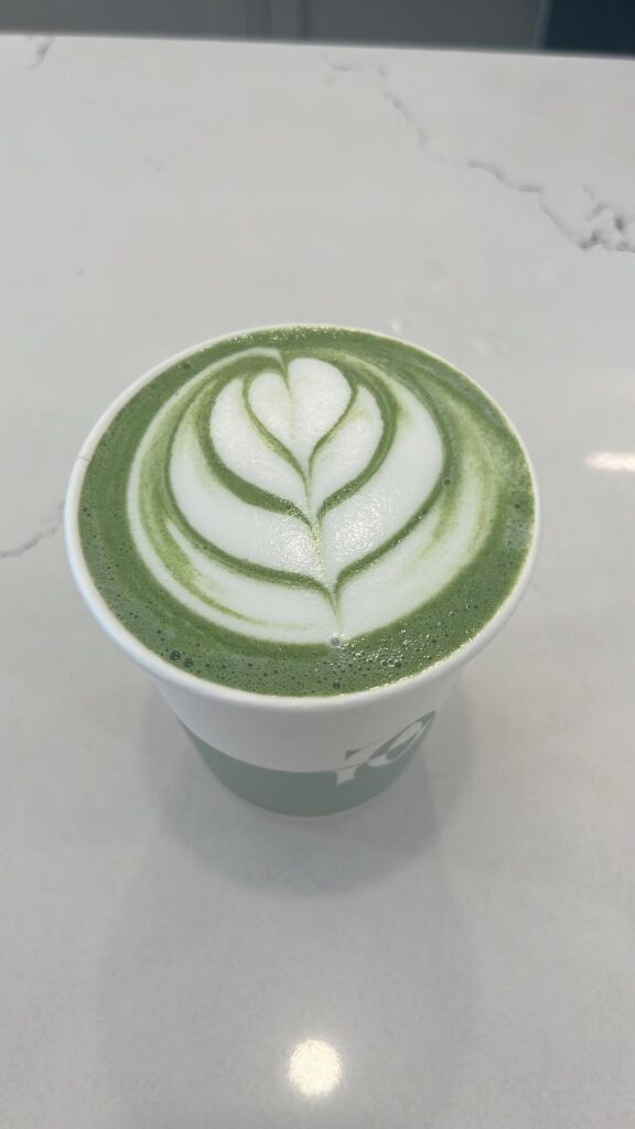 Matcha & hojicha latte at Olivia’s Garden in Toronto