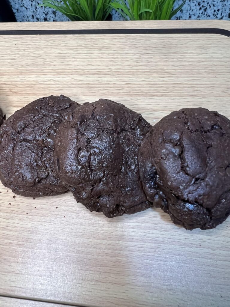 Delicious and easy Cookies with chocolate chips and butter