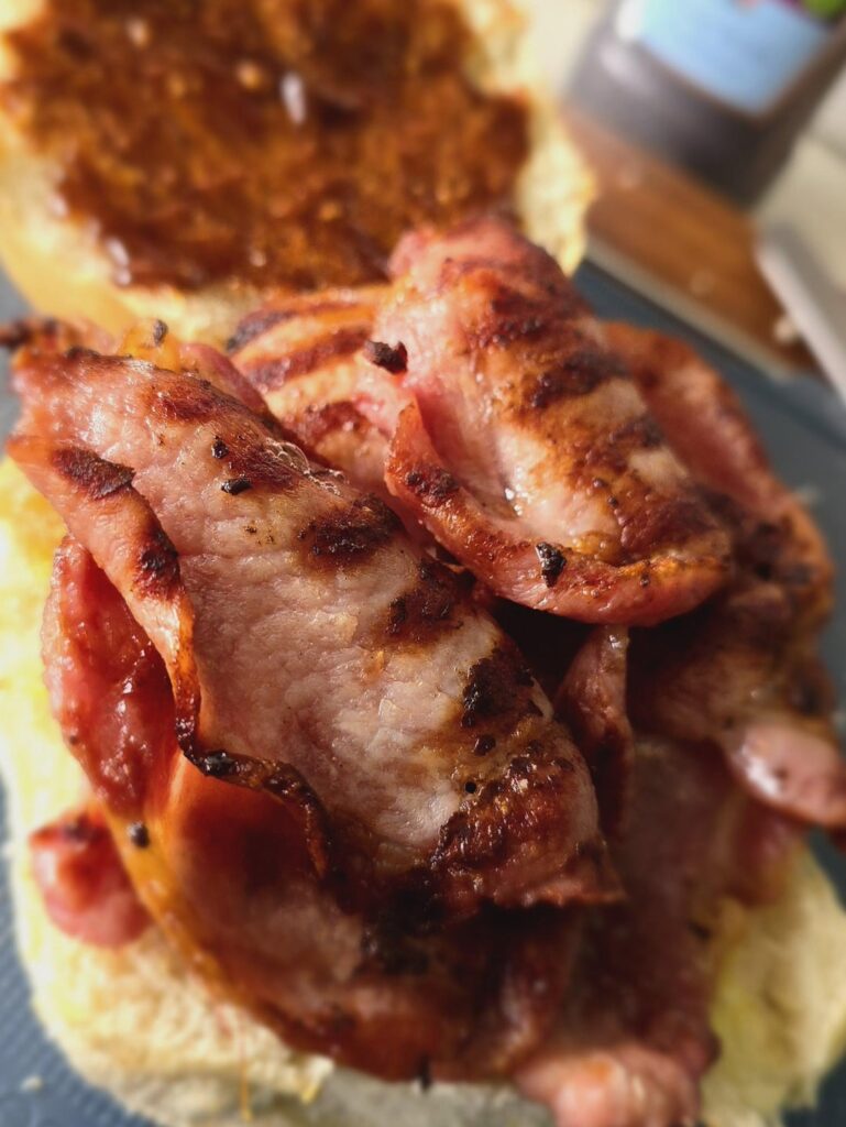 Fed up of seeing sub-par bacon barms*?