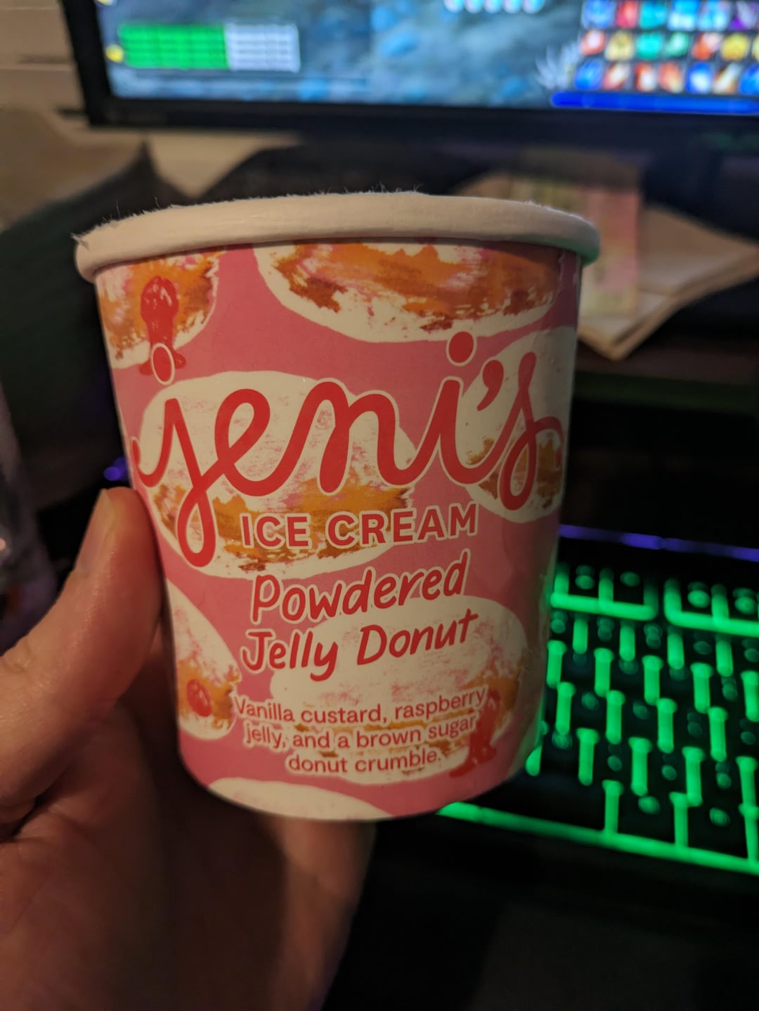 Jeni's Powdered Jelly Donut Dining and Cooking