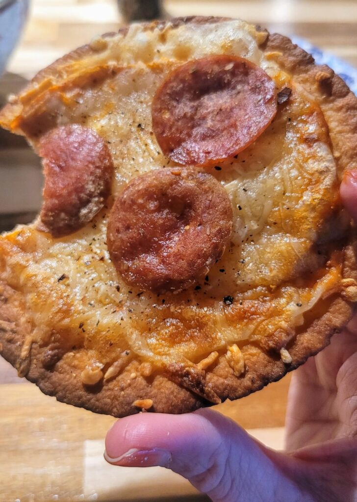 Seriously amazing pizza hack! Seriously amazing pizza hack!