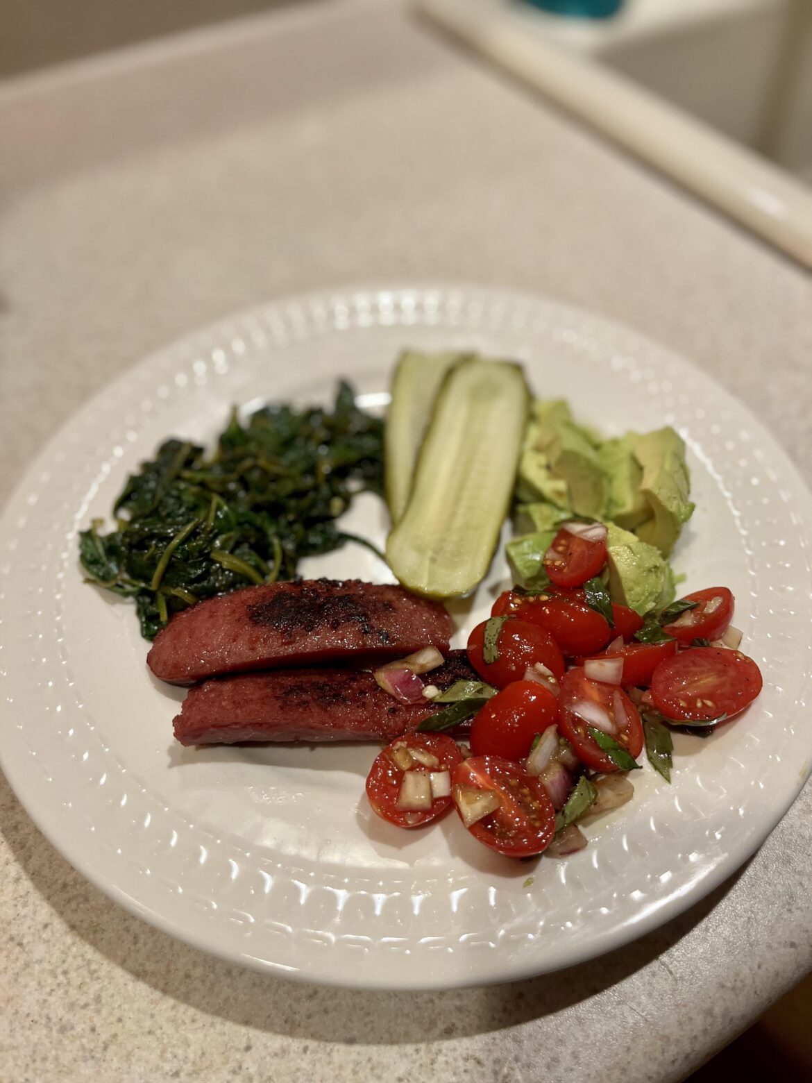 Tonight’s slightly unappetizing dinner by a single woman who can’t cook a lot of things Tonight’s slightly unappetizing dinner by a single woman who can’t cook a lot of things