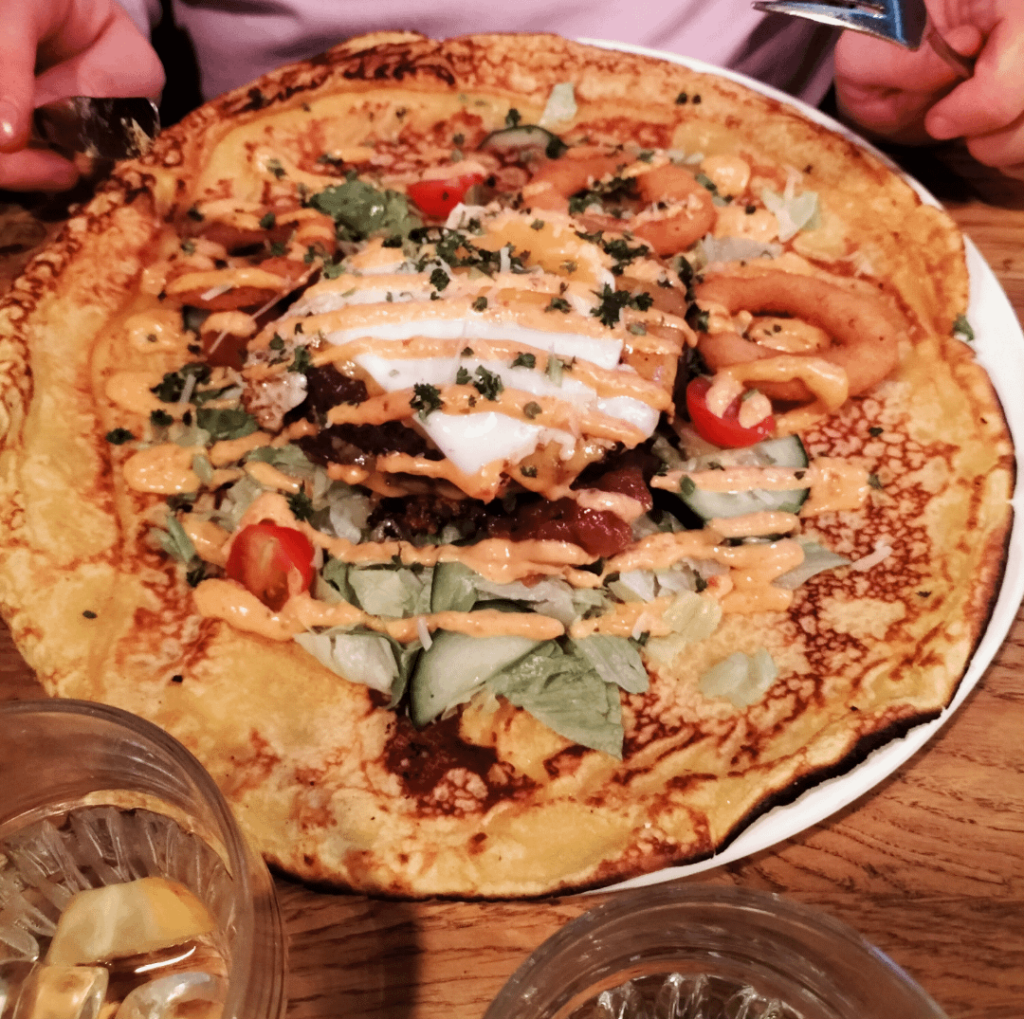 Deconstructed burger on a (dutch) pancake. Surprisingly good!