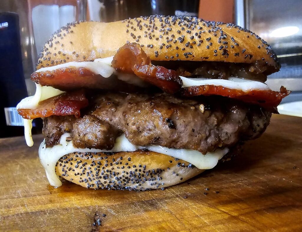 Bacon Cheeseburger