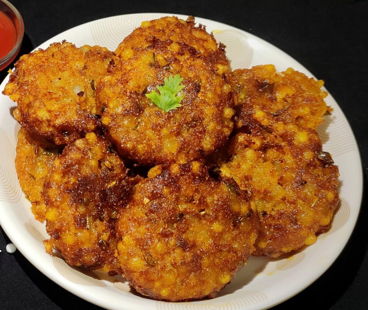 Crispy sabudana vada