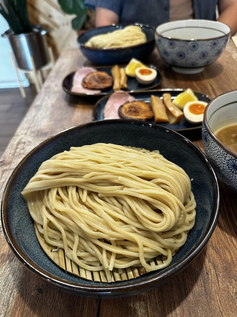Ramen 512 is doing the tsukemen special until sold out.
