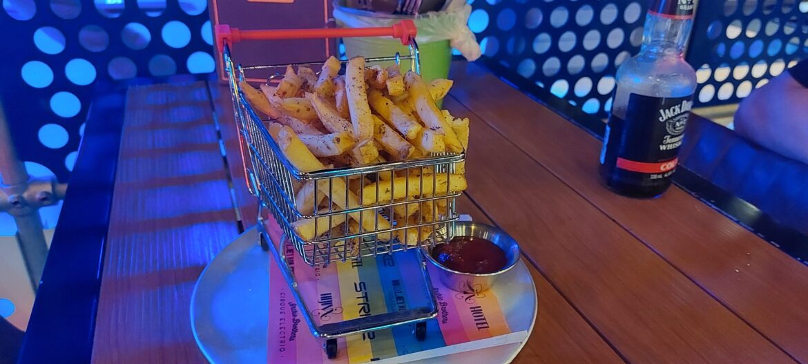 Ever wanted fries in a shopping cart?