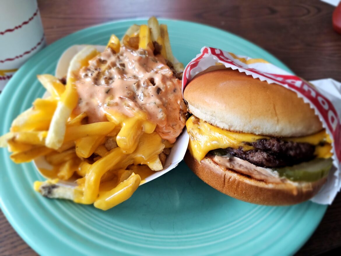 Animal Style everything, no lettuce no tomato. Soooo mid ๐ Animal Style everything, no lettuce no tomato. Soooo mid ๐